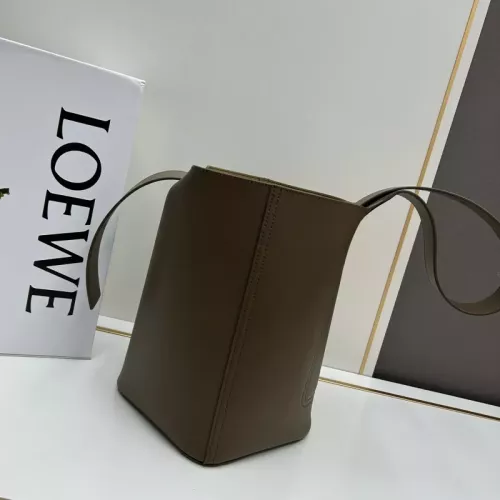 LOEWE AAA Quality Shoulder Bags For Women #1372259