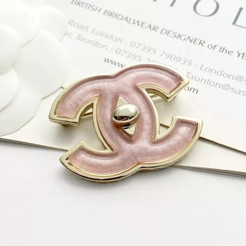 Cheap Chanel Brooches For Women #1372304 Replica Wholesale [$36.00 USD] [ITEM#1372304] on Replica Chanel Brooches