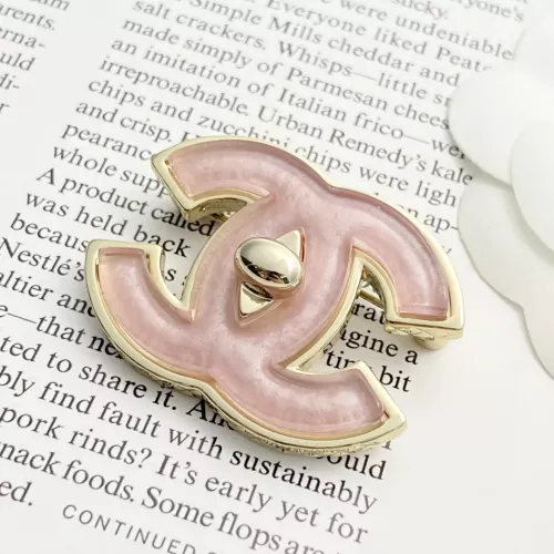 Cheap Chanel Brooches For Women #1372304 Replica Wholesale [$36.00 USD] [ITEM#1372304] on Replica Chanel Brooches