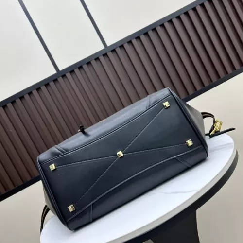 Cheap Celine AAA Quality Handbags For Women #1372312 Replica Wholesale [$102.00 USD] [ITEM#1372312] on Replica Celine AAA Quality Handbags