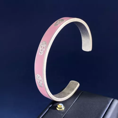 Cheap Alexander McQueen Bracelets #1372315 Replica Wholesale [$32.00 USD] [ITEM#1372315] on Replica Alexander McQueen Bracelets