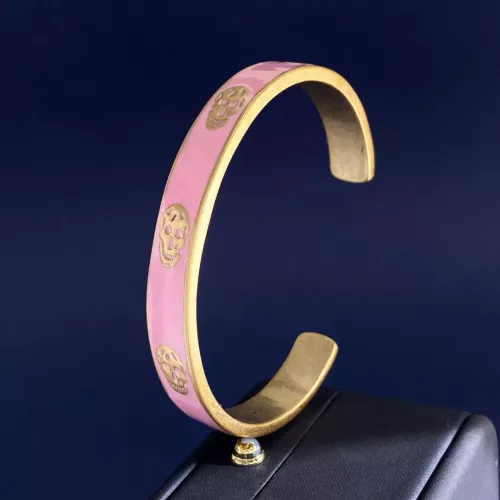 Cheap Alexander McQueen Bracelets #1372317 Replica Wholesale [$32.00 USD] [ITEM#1372317] on Replica Alexander McQueen Bracelets