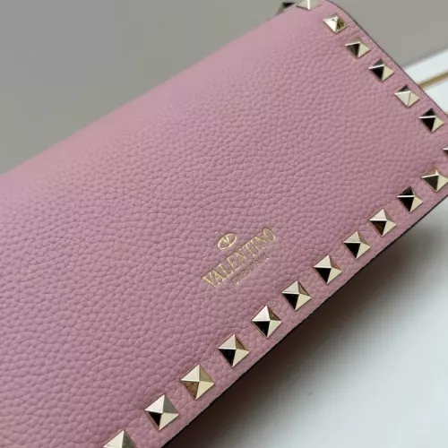 Cheap Valentino AAA Quality Messenger Bags For Women #1372337 Replica Wholesale [$96.00 USD] [ITEM#1372337] on Replica Valentino AAA Quality Messenger Bags