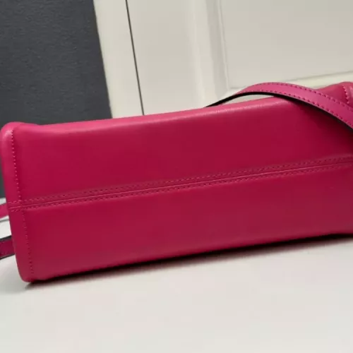 Cheap Valentino AAA Quality Messenger Bags For Women #1372361 Replica Wholesale [$98.00 USD] [ITEM#1372361] on Replica Valentino AAA Quality Messenger Bags