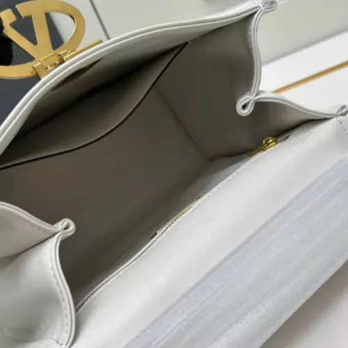Cheap Valentino AAA Quality Messenger Bags For Women #1372364 Replica Wholesale [$98.00 USD] [ITEM#1372364] on Replica Valentino AAA Quality Messenger Bags