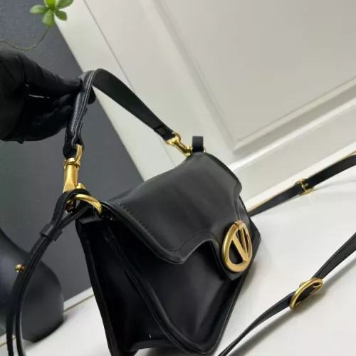 Cheap Valentino AAA Quality Messenger Bags For Women #1372395 Replica Wholesale [$96.00 USD] [ITEM#1372395] on Replica Valentino AAA Quality Messenger Bags