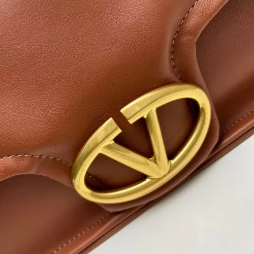 Cheap Valentino AAA Quality Messenger Bags For Women #1372397 Replica Wholesale [$96.00 USD] [ITEM#1372397] on Replica Valentino AAA Quality Messenger Bags