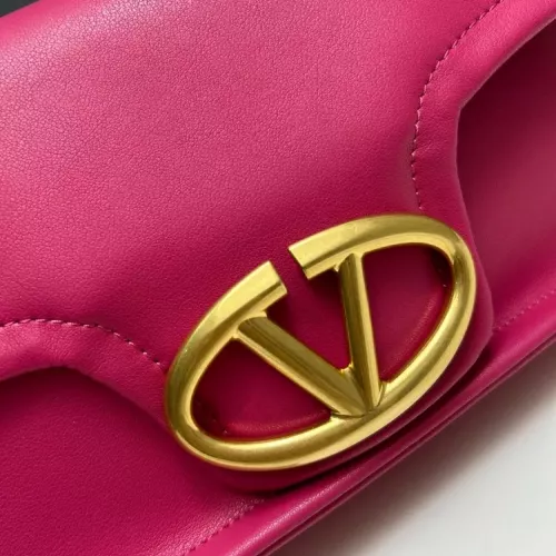 Cheap Valentino AAA Quality Messenger Bags For Women #1372399 Replica Wholesale [$96.00 USD] [ITEM#1372399] on Replica Valentino AAA Quality Messenger Bags