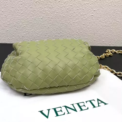 Cheap Bottega Veneta BV AAA Quality Handbags For Women #1372456 Replica Wholesale [$102.00 USD] [ITEM#1372456] on Replica Bottega Veneta BV AAA Quality Handbags