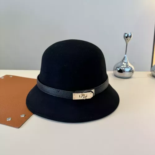 Hermes Caps #1372463
