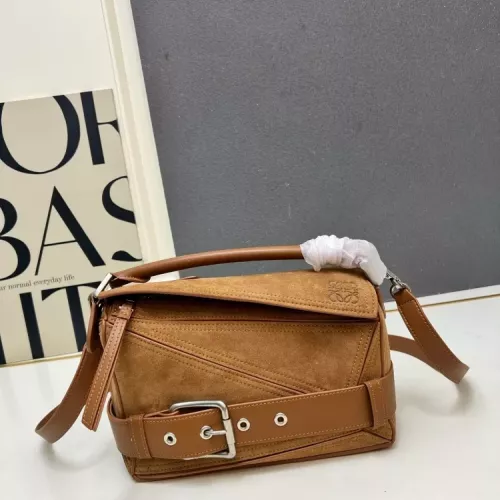 LOEWE AAA Quality Messenger Bags For Women #1372501