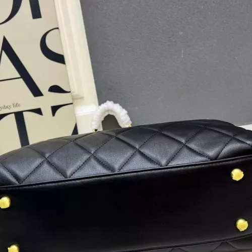 Cheap Chanel AAA Quality Shoulder Bags For Women #1372519 Replica Wholesale [$98.00 USD] [ITEM#1372519] on Replica Chanel AAA Quality Shoulder Bags