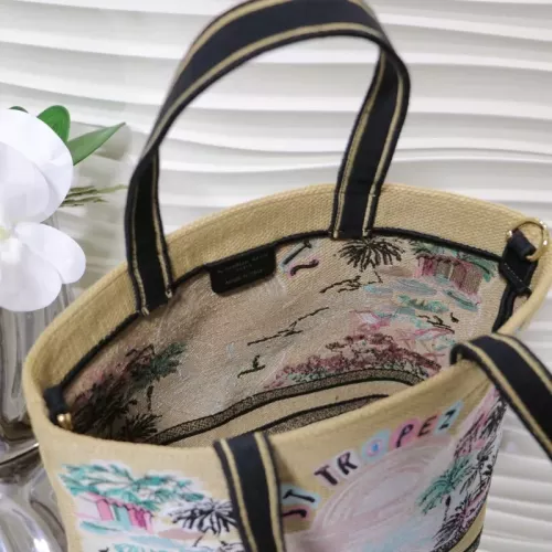 Cheap Christian Dior AAA Quality Handbags For Women #1372541 Replica Wholesale [$98.00 USD] [ITEM#1372541] on Replica Christian Dior AAA Quality Handbags