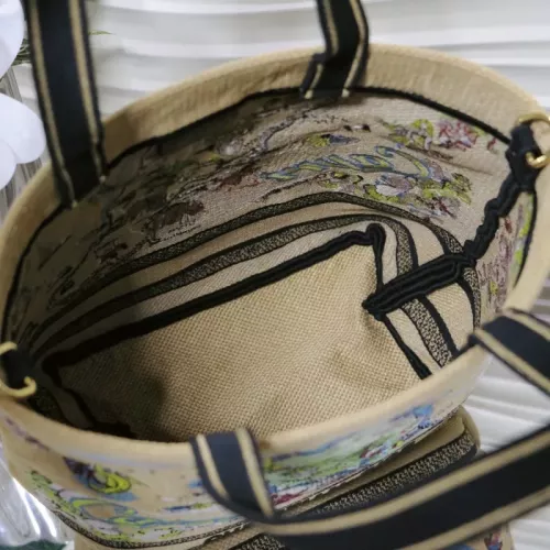 Cheap Christian Dior AAA Quality Handbags For Women #1372547 Replica Wholesale [$98.00 USD] [ITEM#1372547] on Replica Christian Dior AAA Quality Handbags