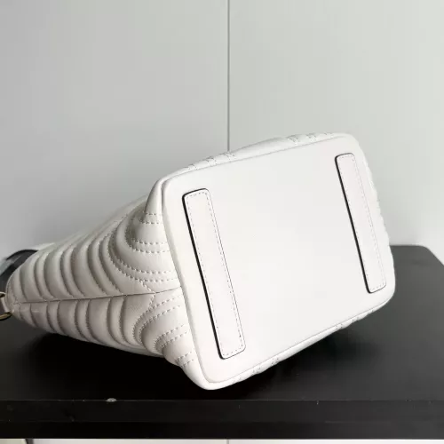 Cheap Gucci AAA Quality Handbags For Women #1372610 Replica Wholesale [$82.00 USD] [ITEM#1372610] on Replica Gucci AAA Quality Handbags