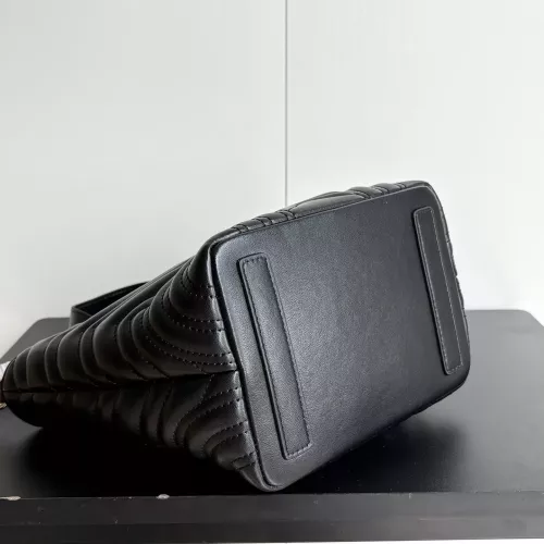 Cheap Gucci AAA Quality Handbags For Women #1372616 Replica Wholesale [$82.00 USD] [ITEM#1372616] on Replica Gucci AAA Quality Handbags