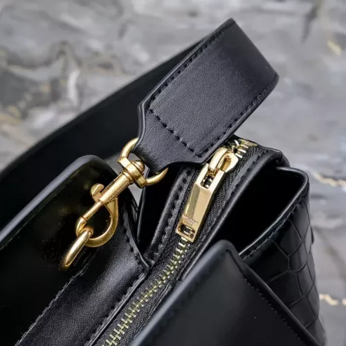 Cheap Yves Saint Laurent AAA Quality Handbags For Women #1372639 Replica Wholesale [$100.00 USD] [ITEM#1372639] on Replica Yves Saint Laurent AAA Quality Handbags
