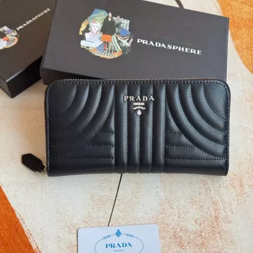 Prada Wallets #1372764