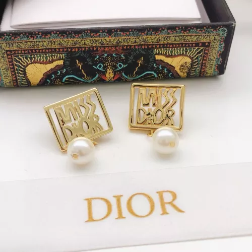 Cheap Christian Dior Earrings For Women #1372800 Replica Wholesale [$27.00 USD] [ITEM#1372800] on Replica Christian Dior Earrings
