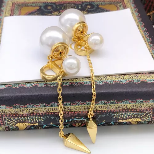 Cheap Christian Dior Earrings For Women #1372828 Replica Wholesale [$27.00 USD] [ITEM#1372828] on Replica Christian Dior Earrings