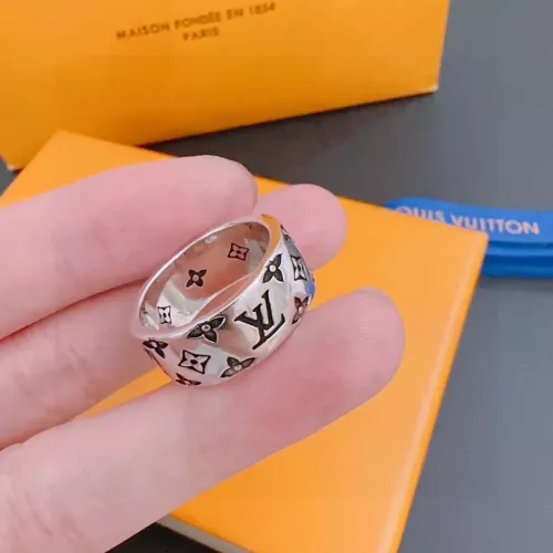 Cheap Louis Vuitton LV Rings #1373076 Replica Wholesale [$34.00 USD] [ITEM#1373076] on Replica Louis Vuitton LV Rings
