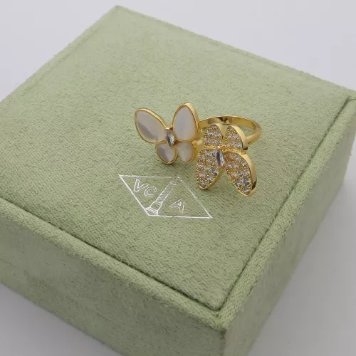Van Cleef & Arpels Rings In Gold For Women #1373092