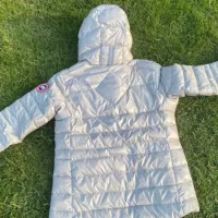 Cheap Moncler Down Feather Coat Long Sleeved For Women #1364653 Replica Wholesale [$180.00 USD] [ITEM#1364653] on Replica Moncler Down Feather Coat