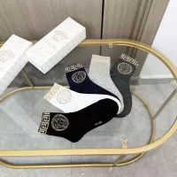 Cheap Versace Socks For Men #1365593 Replica Wholesale [$25.00 USD] [ITEM#1365593] on Replica Versace Socks