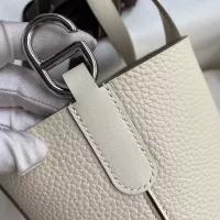 Cheap Hermes AAA Quality Handbags For Women #1368602 Replica Wholesale [$92.00 USD] [ITEM#1368602] on Replica Hermes AAA Quality Handbags
