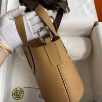 Cheap Hermes AAA Quality Handbags For Women #1368605 Replica Wholesale [$92.00 USD] [ITEM#1368605] on Replica Hermes AAA Quality Handbags
