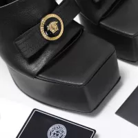 Cheap Versace Slippers For Women #1368676 Replica Wholesale [$118.00 USD] [ITEM#1368676] on Replica Versace Slippers