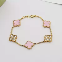 Cheap Van Cleef &amp; Arpels Bracelets For Women #1371304 Replica Wholesale [$29.00 USD] [ITEM#1371304] on Replica Van Cleef &amp; Arpels Bracelets