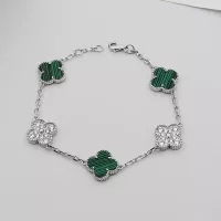 Cheap Van Cleef &amp; Arpels Bracelets For Women #1371314 Replica Wholesale [$29.00 USD] [ITEM#1371314] on Replica Van Cleef &amp; Arpels Bracelets