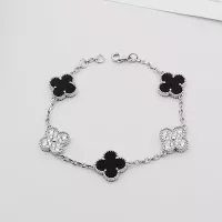 Cheap Van Cleef &amp; Arpels Bracelets For Women #1371320 Replica Wholesale [$29.00 USD] [ITEM#1371320] on Replica Van Cleef &amp; Arpels Bracelets