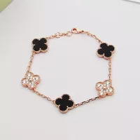 Cheap Van Cleef &amp; Arpels Bracelets For Women #1371321 Replica Wholesale [$29.00 USD] [ITEM#1371321] on Replica Van Cleef &amp; Arpels Bracelets