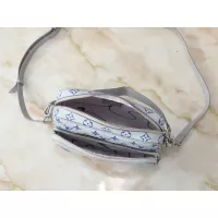 Cheap Louis Vuitton Messenger Bags For Women #1371350 Replica Wholesale [$60.00 USD] [ITEM#1371350] on Replica Louis Vuitton Messenger Bags