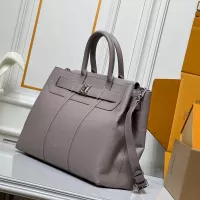 Cheap Louis Vuitton AAA Quality Handbags For Women #1371448 Replica Wholesale [$82.00 USD] [ITEM#1371448] on Replica Louis Vuitton AAA Quality Handbags