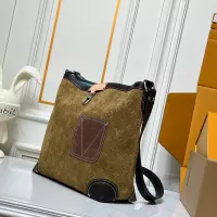 Cheap Louis Vuitton AAA Quality Messenger Bags For Women #1371491 Replica Wholesale [$68.00 USD] [ITEM#1371491] on Replica Louis Vuitton AAA Quality Messenger Bags