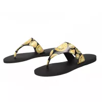 Cheap Versace Slippers For Women #1371996 Replica Wholesale [$72.00 USD] [ITEM#1371996] on Replica Versace Slippers