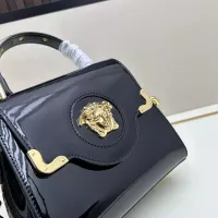 Cheap Versace AAA Quality Handbags For Women #1372218 Replica Wholesale [$100.00 USD] [ITEM#1372218] on Replica Versace AAA Quality Handbags