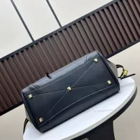 Cheap Celine AAA Quality Handbags For Women #1372312 Replica Wholesale [$102.00 USD] [ITEM#1372312] on Replica Celine AAA Quality Handbags
