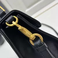 Cheap Valentino AAA Quality Messenger Bags For Women #1372359 Replica Wholesale [$98.00 USD] [ITEM#1372359] on Replica Valentino AAA Quality Messenger Bags