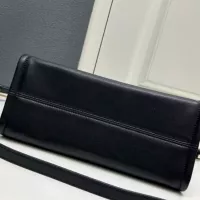 Cheap Valentino AAA Quality Messenger Bags For Women #1372359 Replica Wholesale [$98.00 USD] [ITEM#1372359] on Replica Valentino AAA Quality Messenger Bags