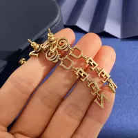 Cheap Alexander McQueen Earrings For Women #1372390 Replica Wholesale [$32.00 USD] [ITEM#1372390] on Replica Alexander McQueen Earrings