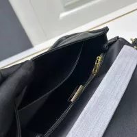 Cheap Valentino AAA Quality Messenger Bags For Women #1372395 Replica Wholesale [$96.00 USD] [ITEM#1372395] on Replica Valentino AAA Quality Messenger Bags