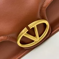 Cheap Valentino AAA Quality Messenger Bags For Women #1372397 Replica Wholesale [$96.00 USD] [ITEM#1372397] on Replica Valentino AAA Quality Messenger Bags