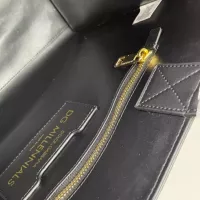 Cheap Dolce &amp; Gabbana AAA Quality Handbags For Women #1372437 Replica Wholesale [$158.00 USD] [ITEM#1372437] on Replica Dolce &amp; Gabbana AAA Quality Handbags