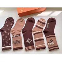 Cheap Louis Vuitton LV Socks For Women #1372593 Replica Wholesale [$29.00 USD] [ITEM#1372593] on Replica Louis Vuitton LV Socks