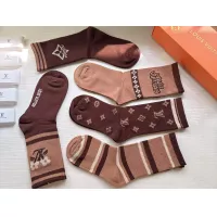 Cheap Louis Vuitton LV Socks For Women #1372593 Replica Wholesale [$29.00 USD] [ITEM#1372593] on Replica Louis Vuitton LV Socks