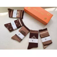 Cheap Louis Vuitton LV Socks For Women #1372593 Replica Wholesale [$29.00 USD] [ITEM#1372593] on Replica Louis Vuitton LV Socks